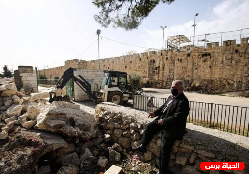 لليوم الثالث: الاحتلال يواصل تجريف المقبرة اليوسفية بالقدس ويمنع المواطنين من دخولها